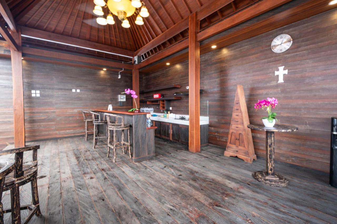 Oyo 3716 Dijobi Hotel Sempidi ภายนอก รูปภาพ